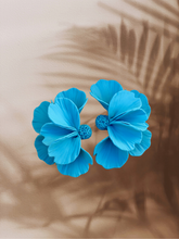 Load image into Gallery viewer, PREORDER: MINI MICAÉLA STATEMENT EARRINGS (Reef)