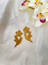 Load image into Gallery viewer, COLIBRI STATEMENT EARRINGS