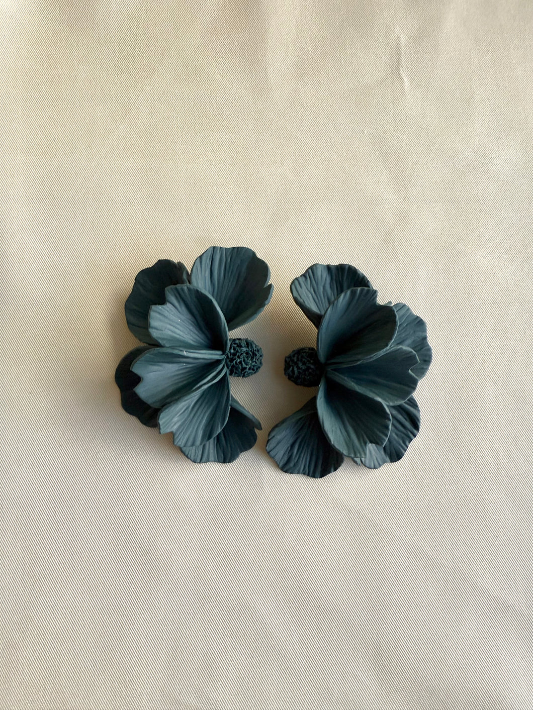 SAMPLE: MINI MICAELA LAGOON